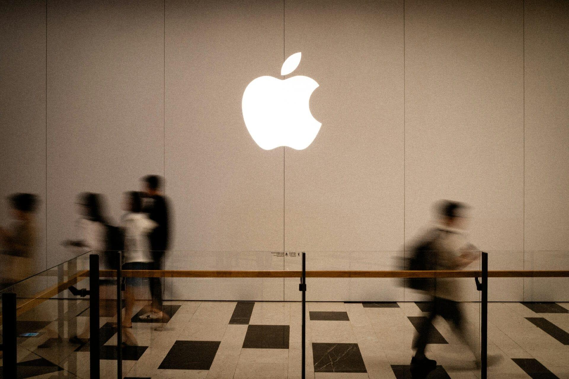 Apple offers first insight into iPhone 17 sales, revealing early performance trends